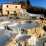 Argilaia - In With Pool Saturnia
